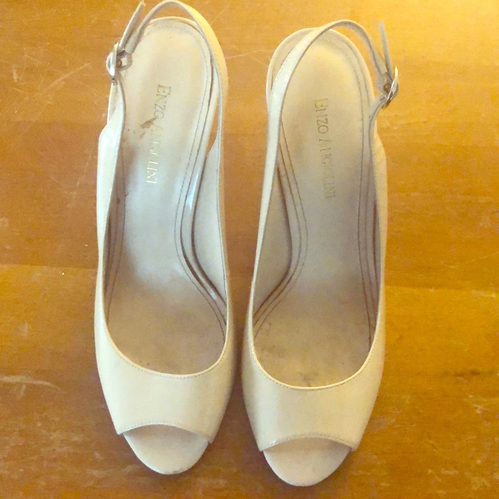 Nude Enzo Angiolini Pumps